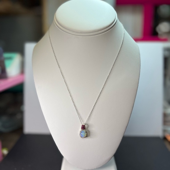 Ethiopian opal, ruby and zircon pendant and chain in platinum over sterling - Picture 6 of 14